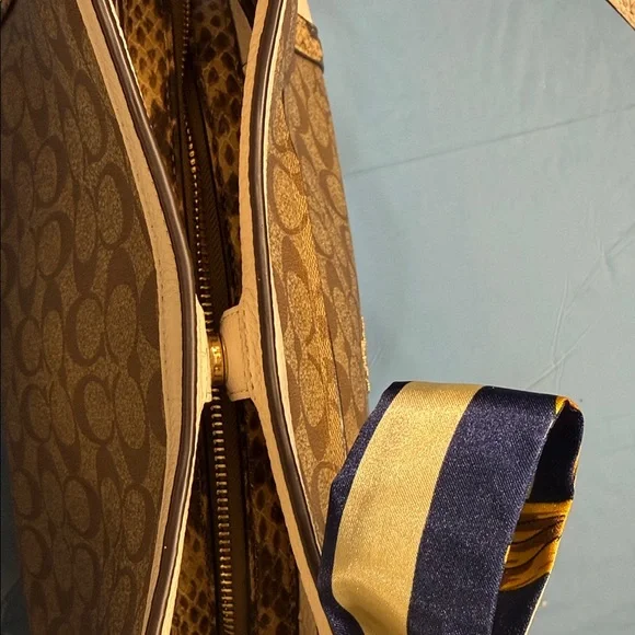 Coach Tan and Cream Signature Shoulder Bag With Purse Scarf - Picture 7 of 13